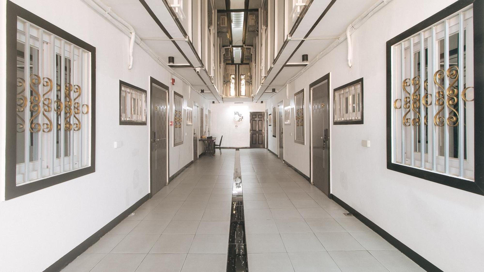 Lavita By Reddoorz Angeles Exterior photo